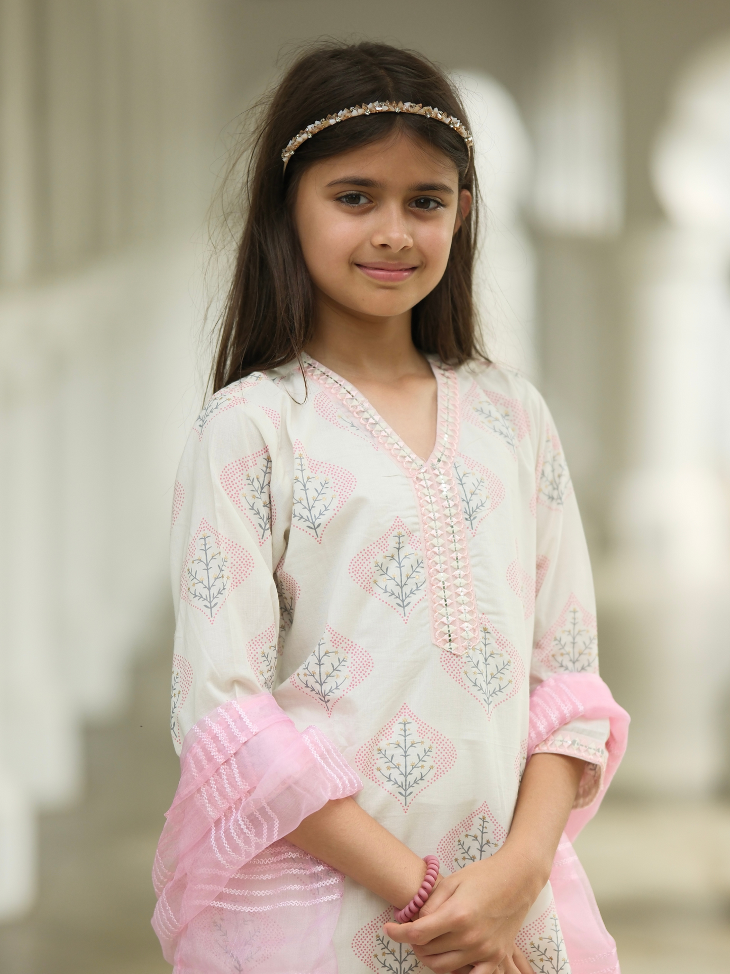 Gul Girls Kurti with Pants Set in Cotton with Net Dupatta