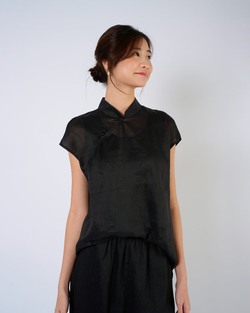 You Living Ramie Cheongsam Top in Black