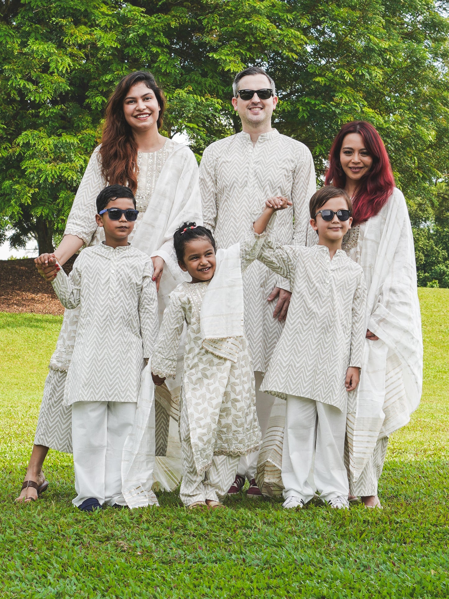 Nimbu Zoya Girls White & Gold Kurta Salwar in Cotton