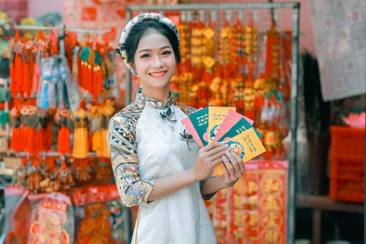 The Art of Giving: Navigating ESG Corporate Gifting in Singapore and Malaysia with Purpose