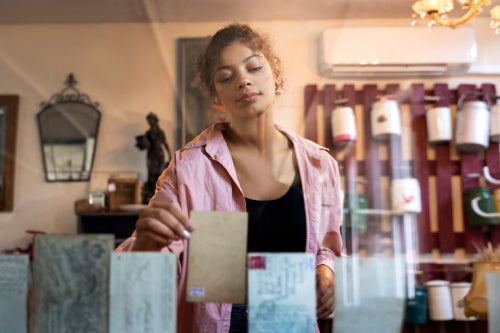 How Curated Collections Simplify Conscious Consumer Decisions