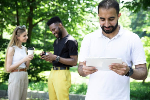 Community Platforms Supporting Sustainable Living Practices