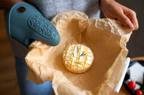 How Beeswax Wraps Help Reduce Kitchen Waste