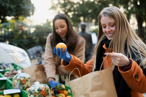 How Sustainable Shopping Helps Local Communities