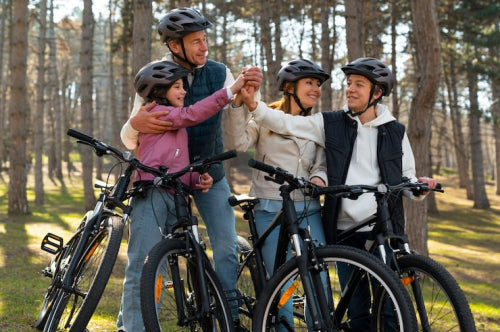 Family Bike Rides Promote Low-Emission Leisure