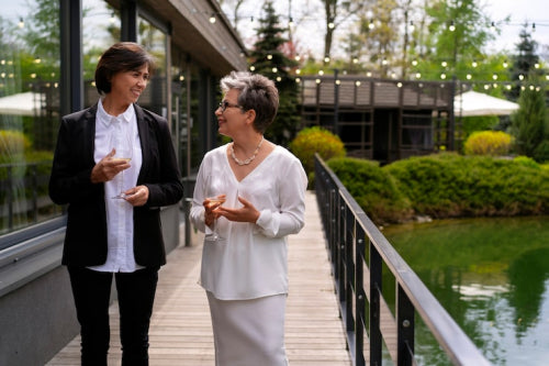 Exploring the Intersection of Sustainability and Luxury: Can the Two Coexist?