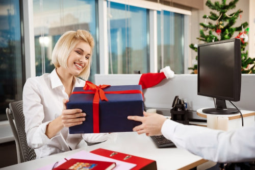 Corporate Gifting Moves to Personalized Ethical Experiences