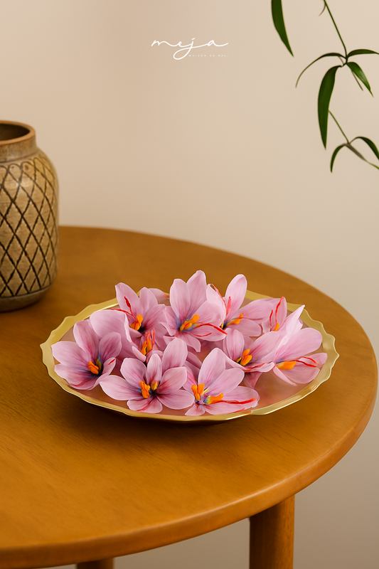The L’Offrande Lotus Tray by Meja