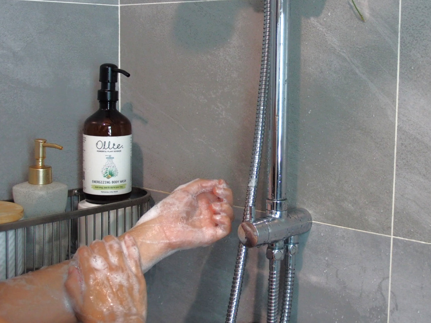 Ollie Organic Body Wash for Sensitive Skin (Palmarosa Lime)