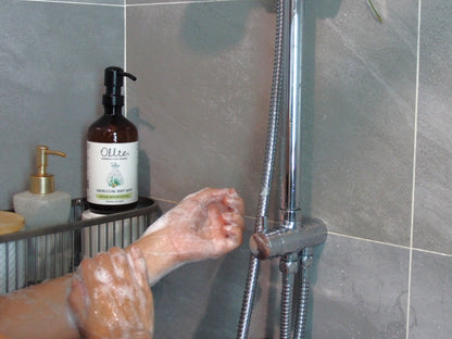 Ollie Organic Body Wash for Sensitive Skin (Palmarosa Lime)