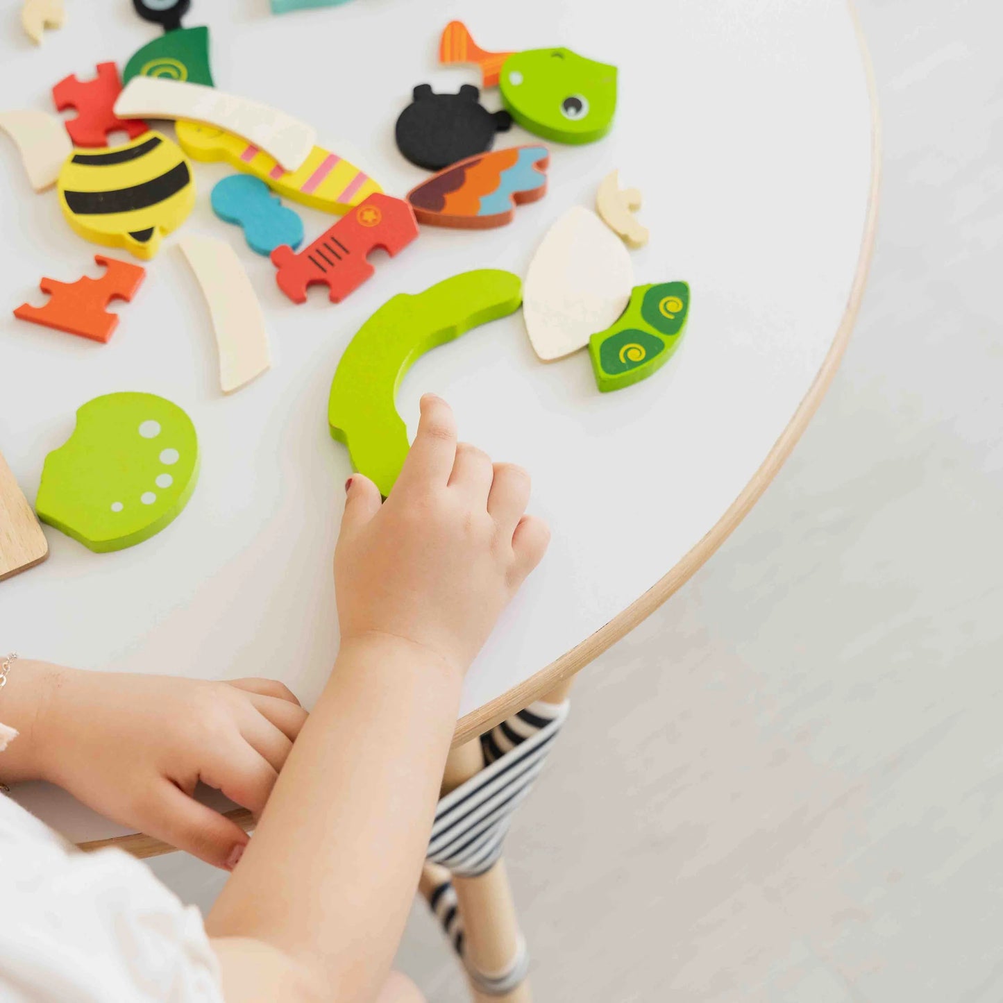 Momiji Aulia Kids Table - Medium