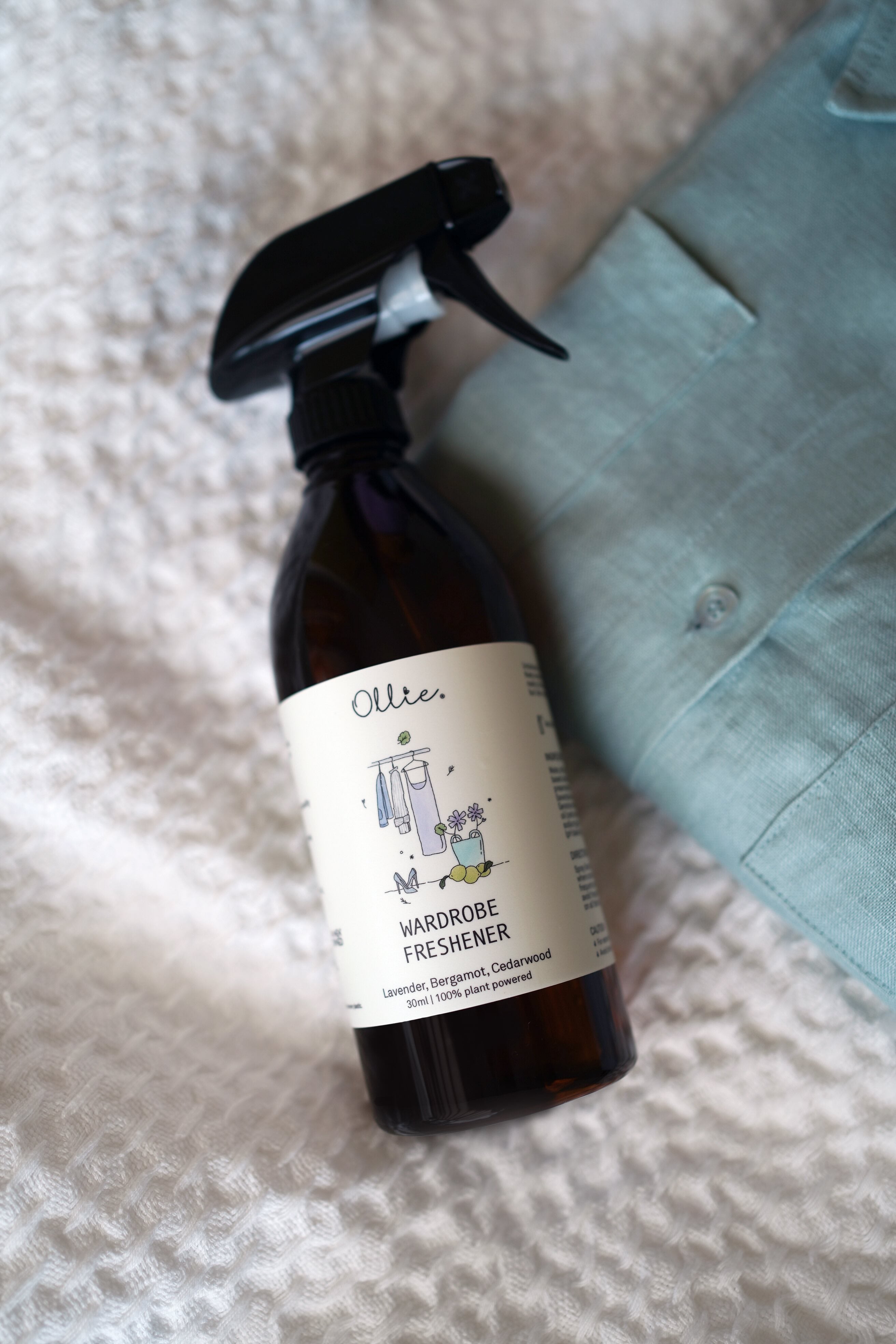 Ollie Wardrobe Freshener | Cleaning supplies | The Green Collective SG