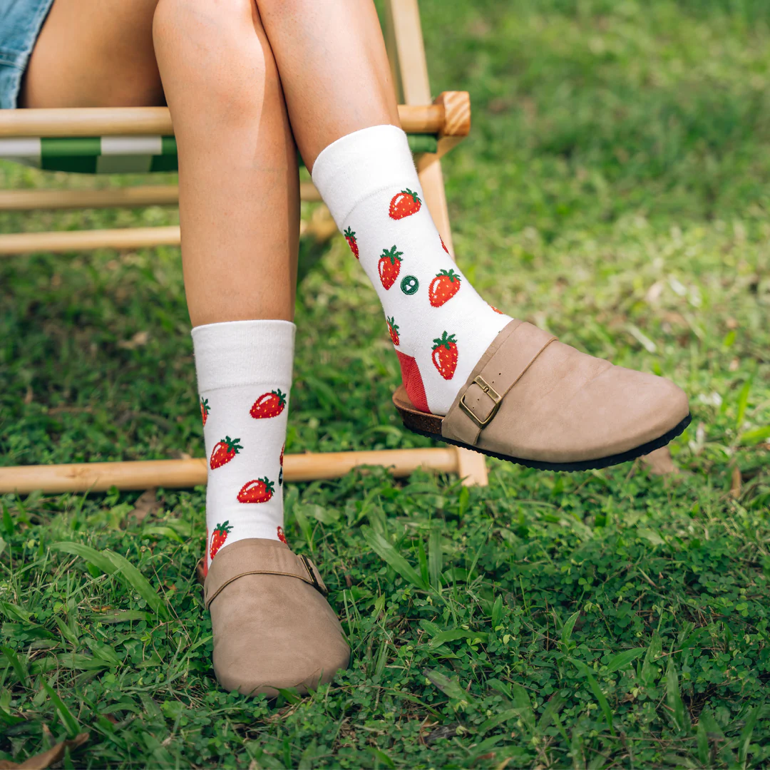 Taking Toes Talking Toes Strawberry Time Crew Socks