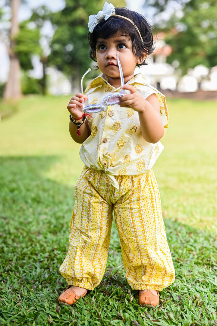 Nimbu Lemonade Sleeveless Shirt & Bohemian Pants Set for girls - 0-6m | kids Fashion | The Green Collective SG