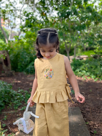 The Purestitch Parakeet's Song - Sleeveless Top with Full Length Pants