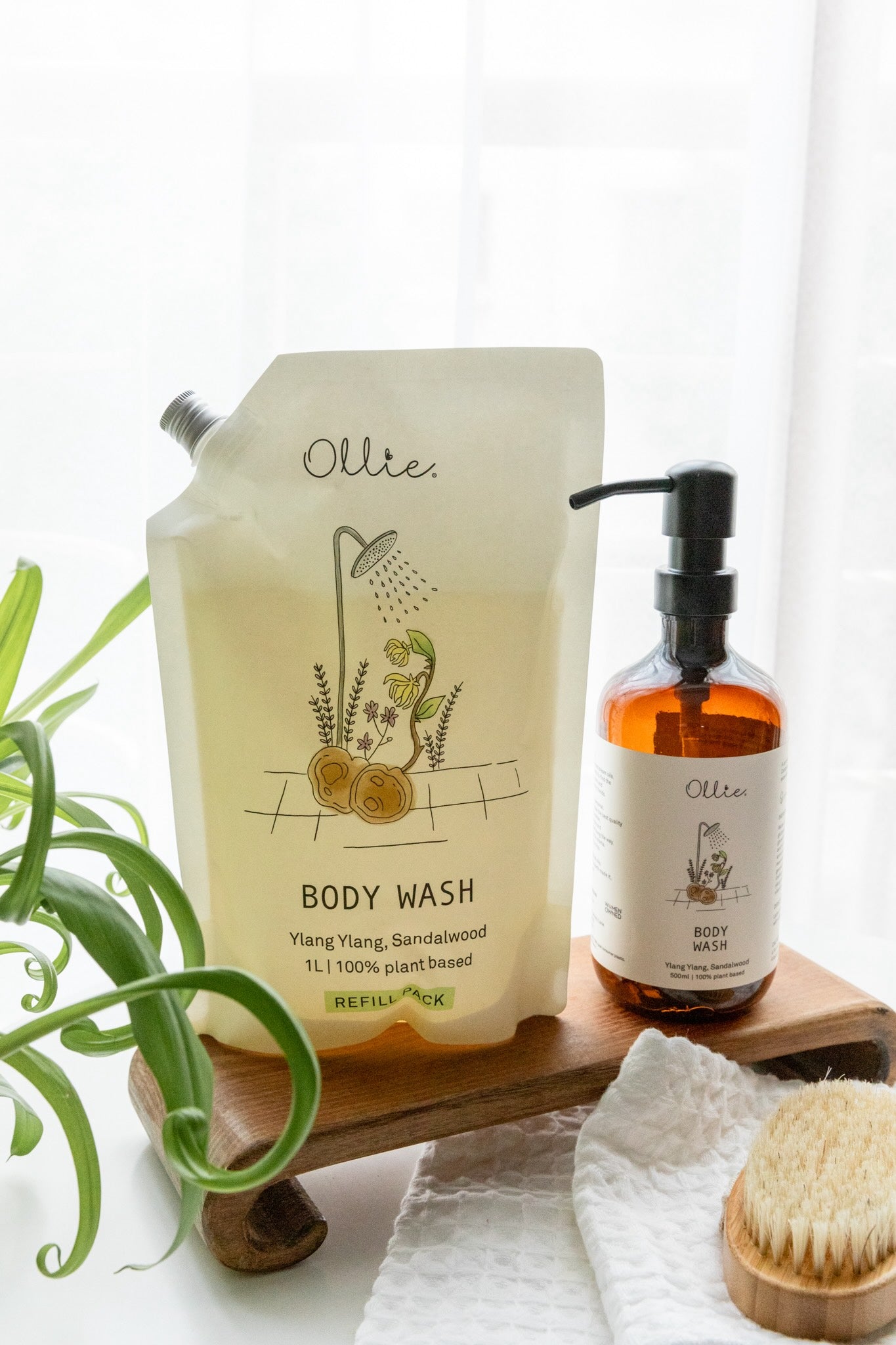 Ollie Body Wash (Sandalwood/Ylang Ylang) | Bodycare | The Green Collective SG