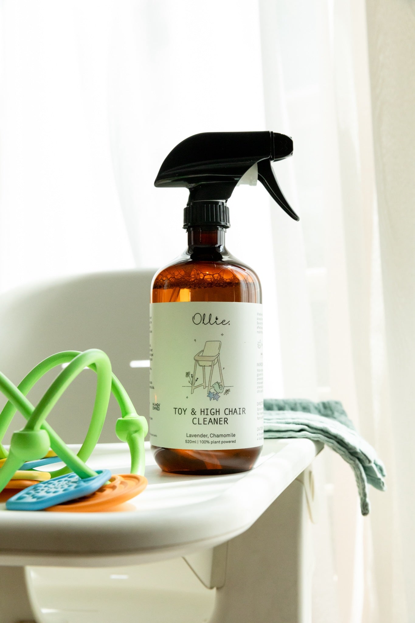 Ollie Toy and High Chair Cleaner