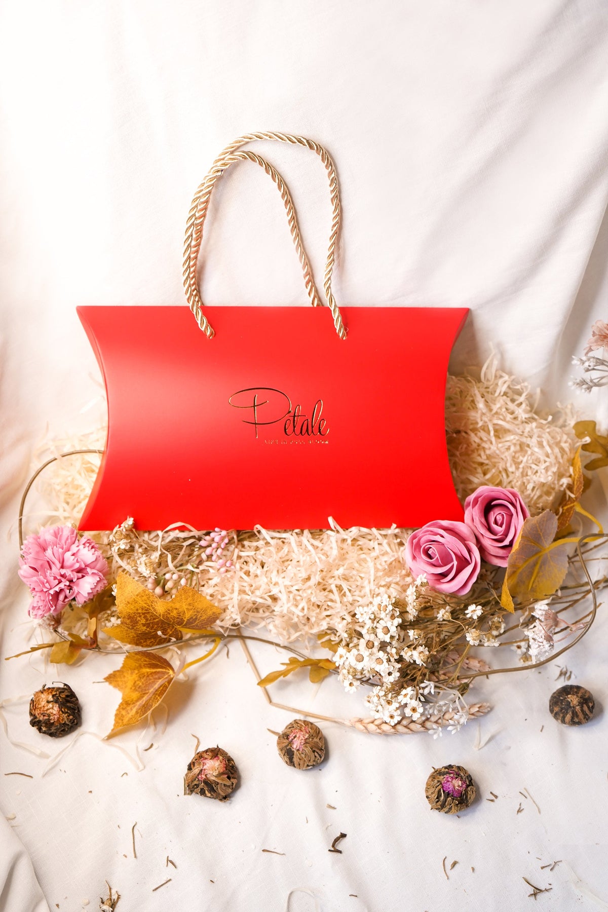 Petale Tea Peite Blooming Tea Bag | Buy at The Green Collective