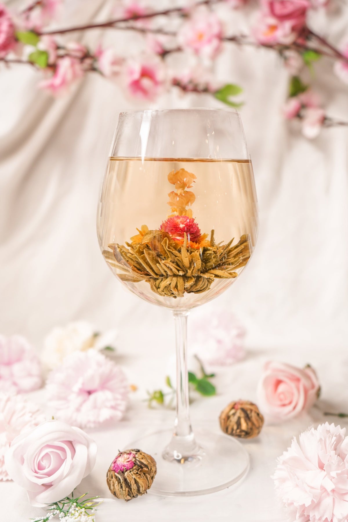 Rose Lady Tea Petale Tea Lady Rosa Tea | Purchase at The Green Collective