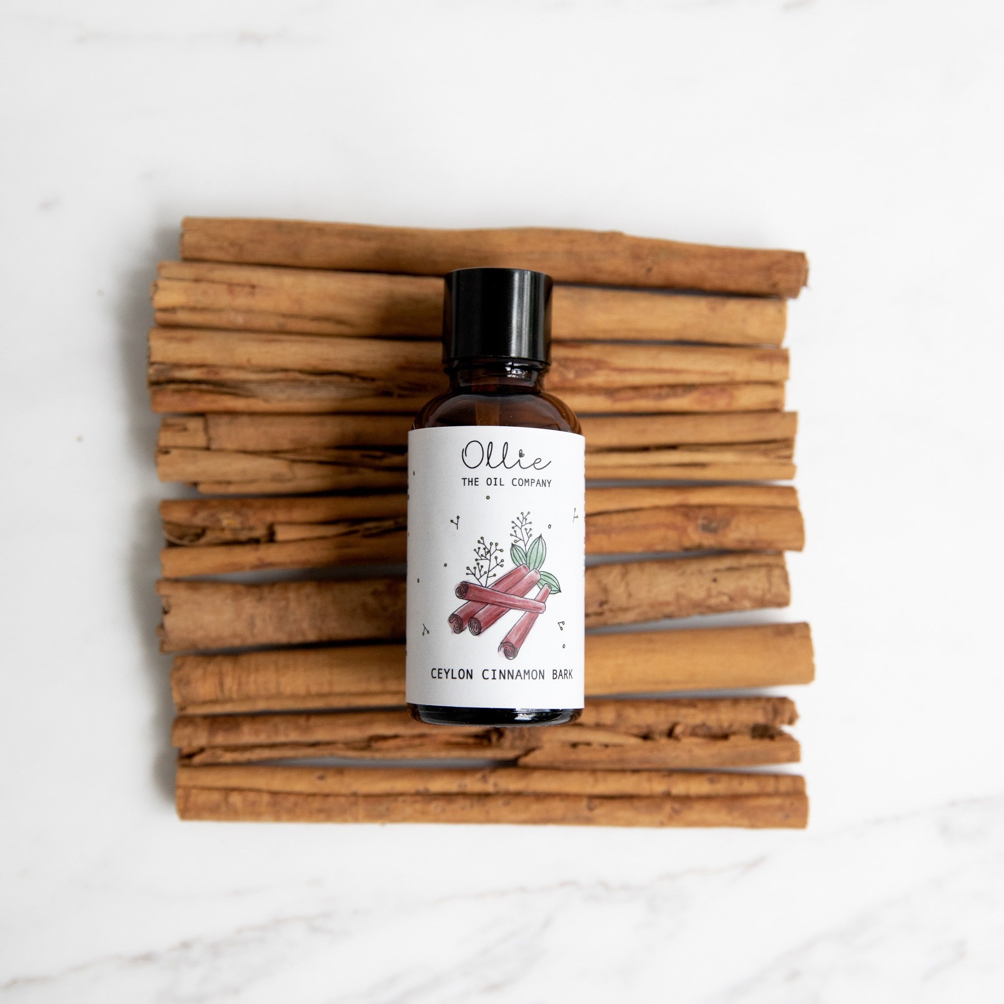 Ollie Ceylon Cinnamon Bark Oil | Skincare Oils | The Green Collective SG